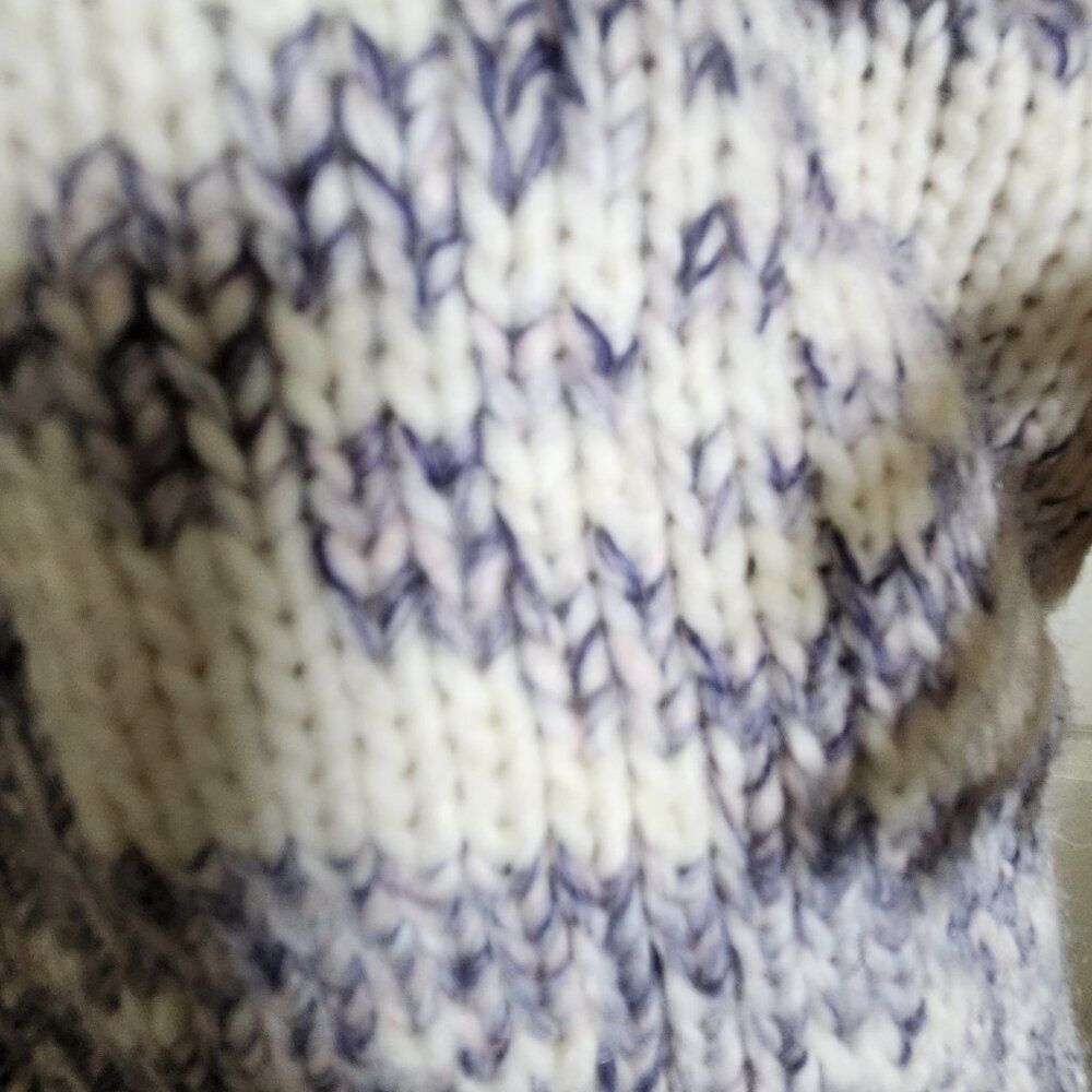 Fair Isle Chunky Knitted Sweater Cream Purple Violet Size Small Wool Blend - Picture 5 of 13